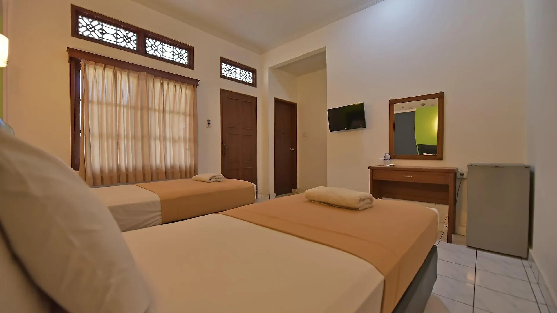 Sandat Hotel Kuta Kuta Lombok 3*,