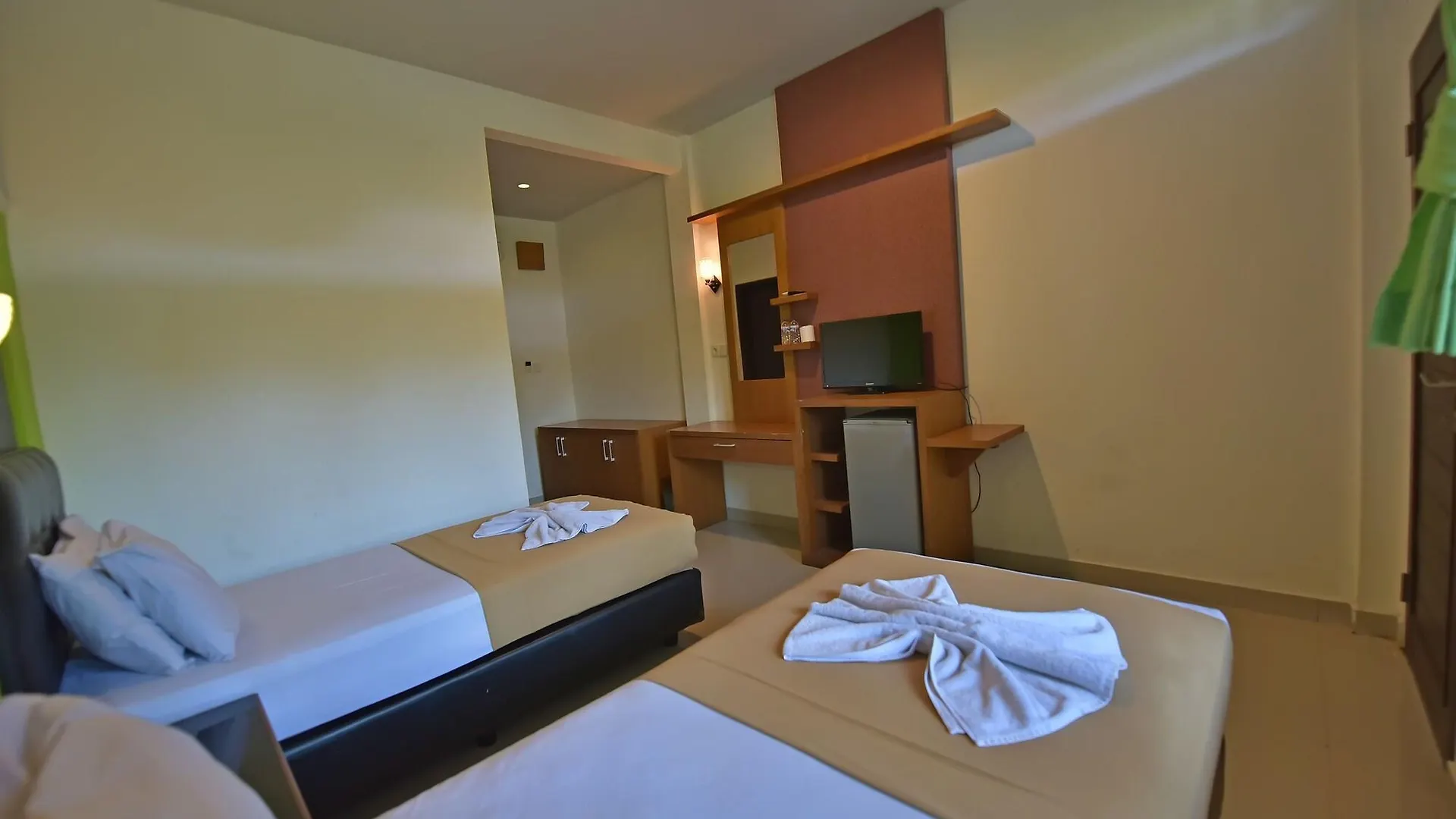 Sandat Hotel Kuta Kuta Lombok 3*,